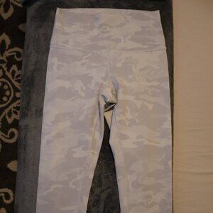 Lululemon - Leggings - Size: 6
